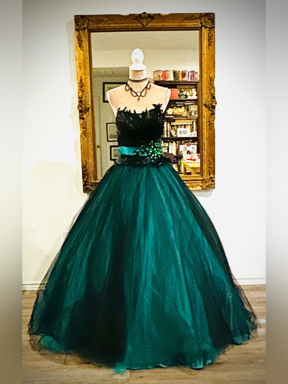 Fairycore emerald green ball gown prom dress Irish formal goth witchy Sz 10
